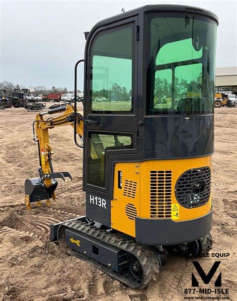 mini excavator enclosed cab|1 Ton 2024 AGT Mini Excavator W/ SIDE SWING BOOM.